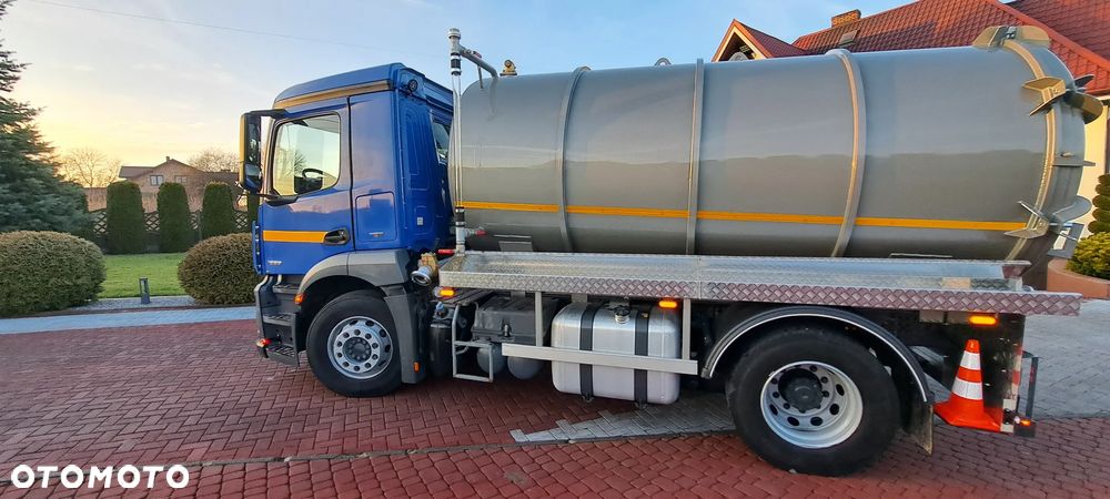 Mercedes-Benz Antos - 10