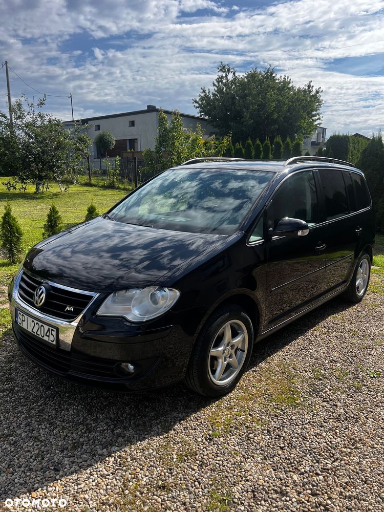 Volkswagen Touran - 2