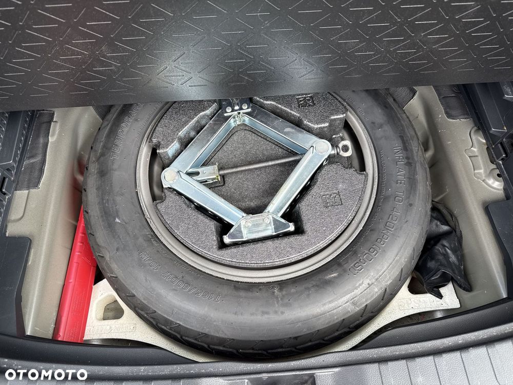 Toyota RAV4 2.5 Hybrid Comfort 4x4 - 25