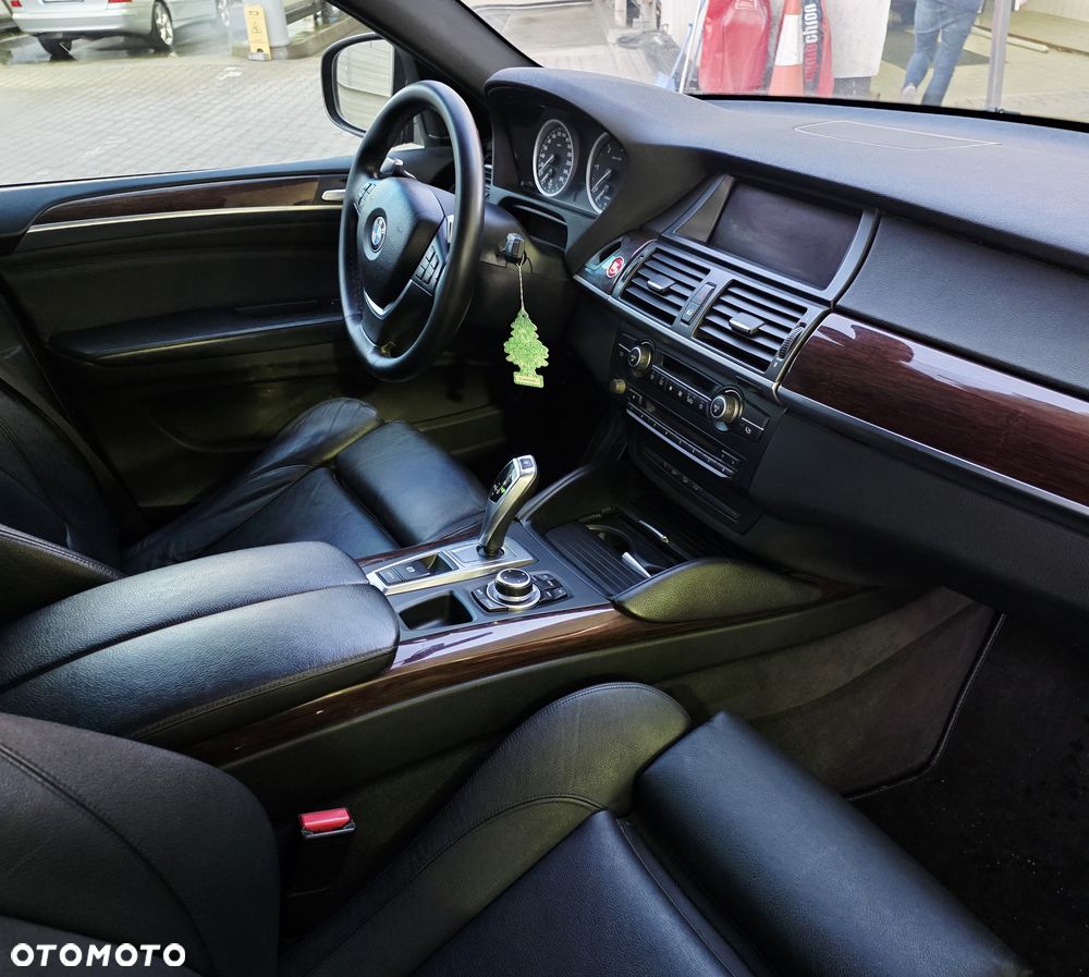 BMW X6 - 8