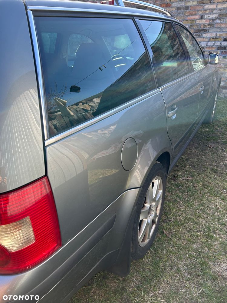 Volkswagen Passat - 17