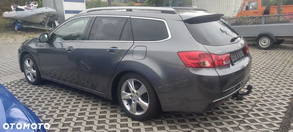 Honda Accord 2.0 Lifestyle - 26