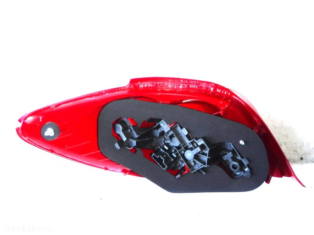 peugeot 307 lift hb lampa tył prawa nowa oryginał wkład tylna - 2