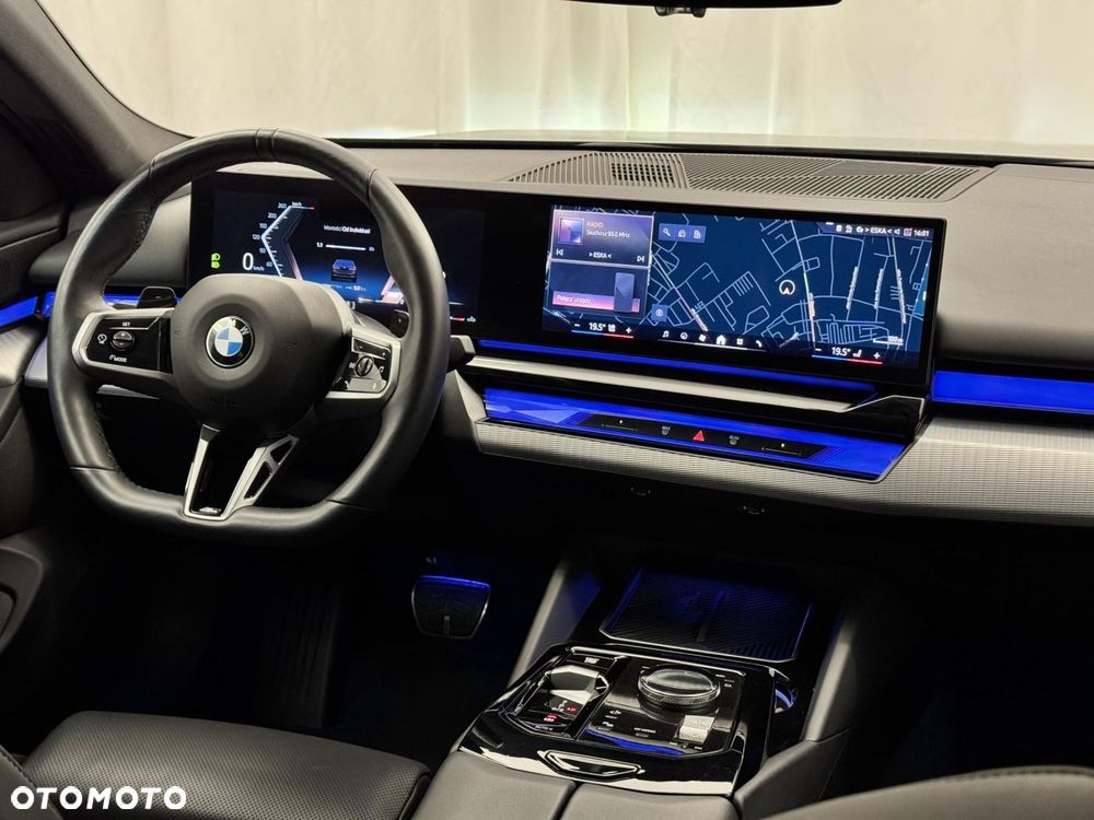 BMW Seria 5 520d mHEV M Sport - 24