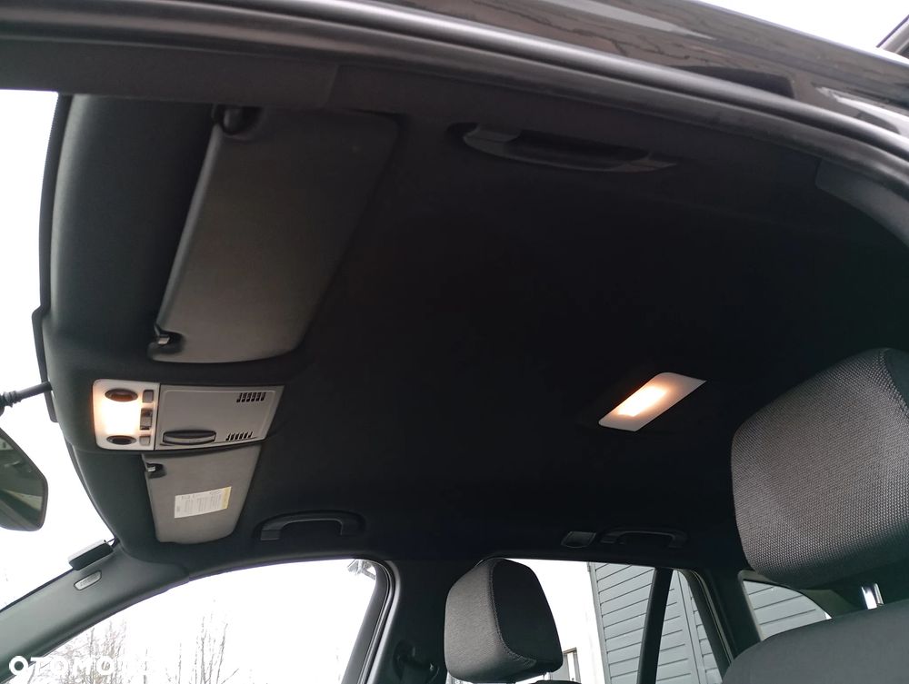 BMW X1 xDrive18d Sport Line - 16