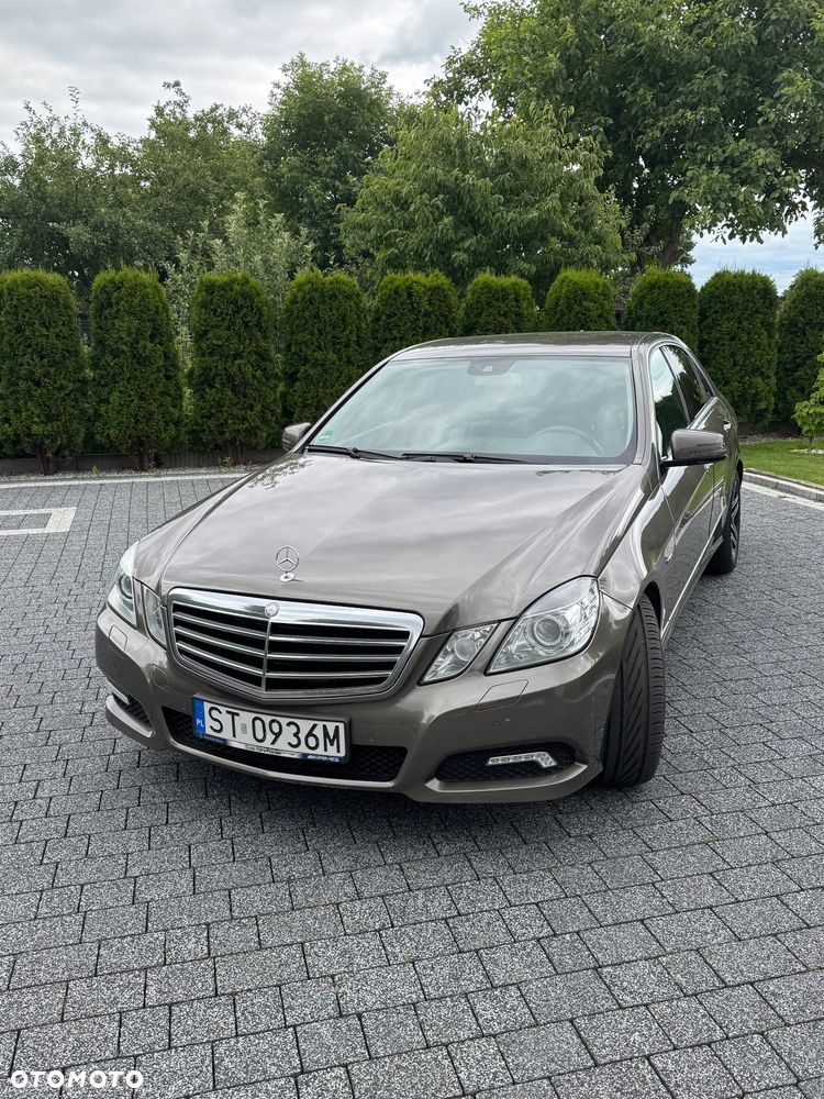 Mercedes-Benz Klasa E 350 CDI 4-Matic BlueEff Avantgarde - 1