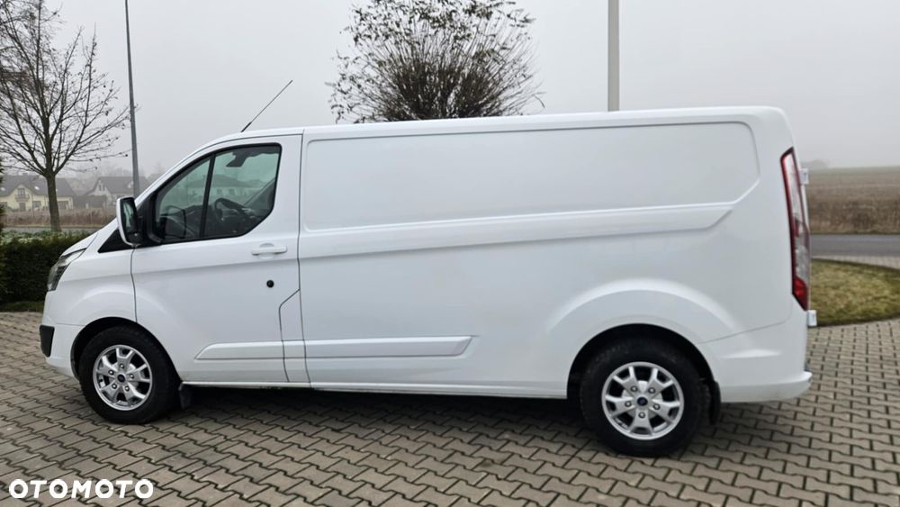 Ford Transit Custom - 8