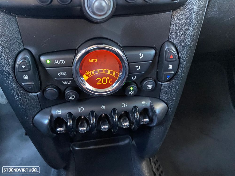 MINI 3 Portas Cooper D - 33