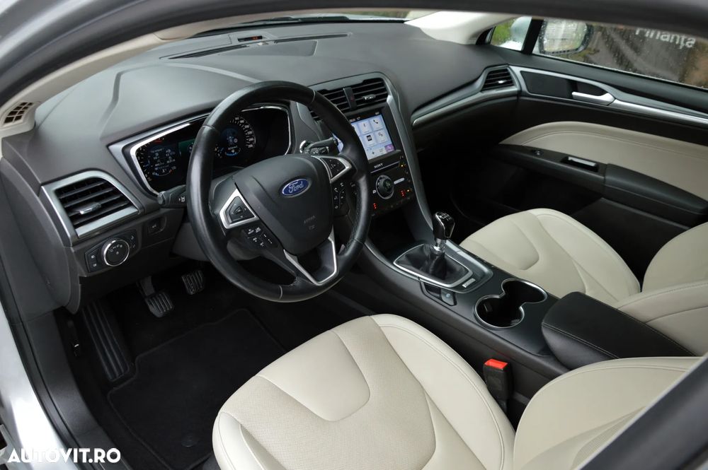 Ford Mondeo 1.5 TDCi Start-Stopp Titanium - 25