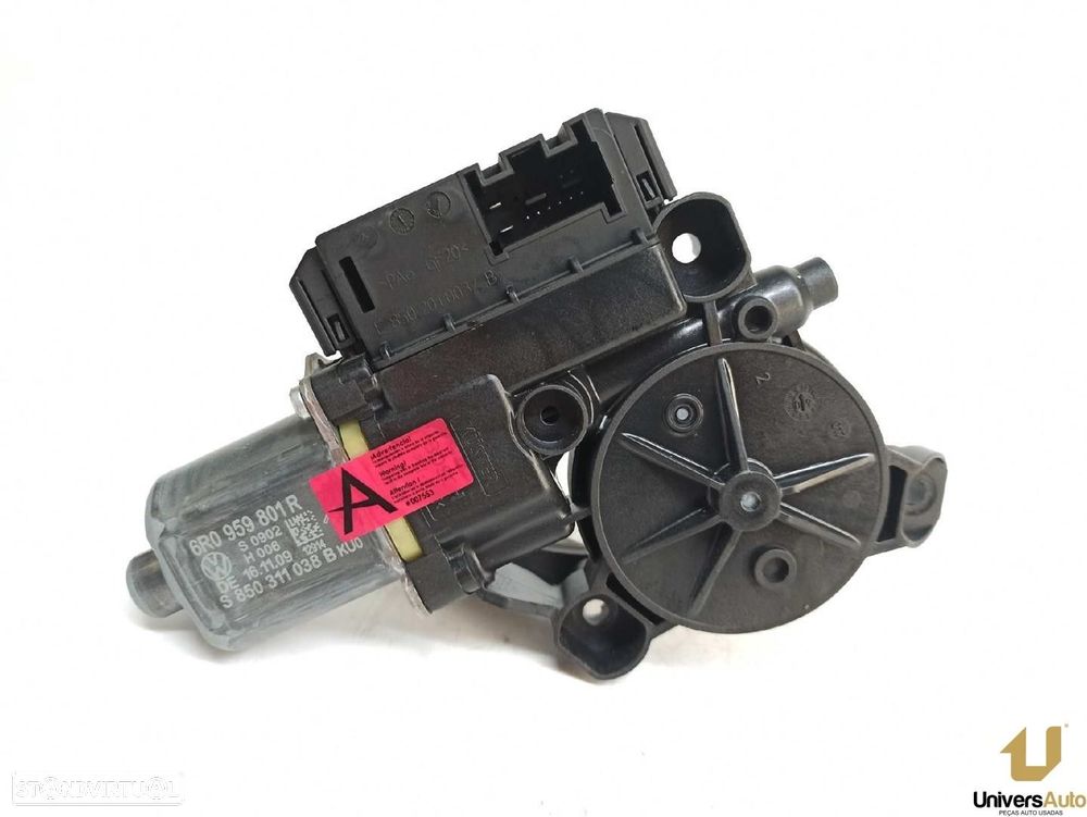 MOTOR ELEVADOR DE VIDRO FRONTAL ESQUERDO VOLKSWAGEN POLO 2009 -6R0959801R - 1