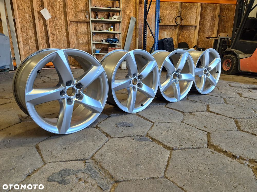 FELGI ALUMINIOWE AUDI A8/S8 D4 19'' 9x19 ET33 4H0601025L - 3