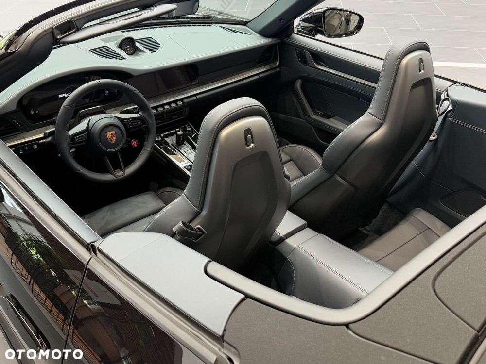 Porsche 911 - 30