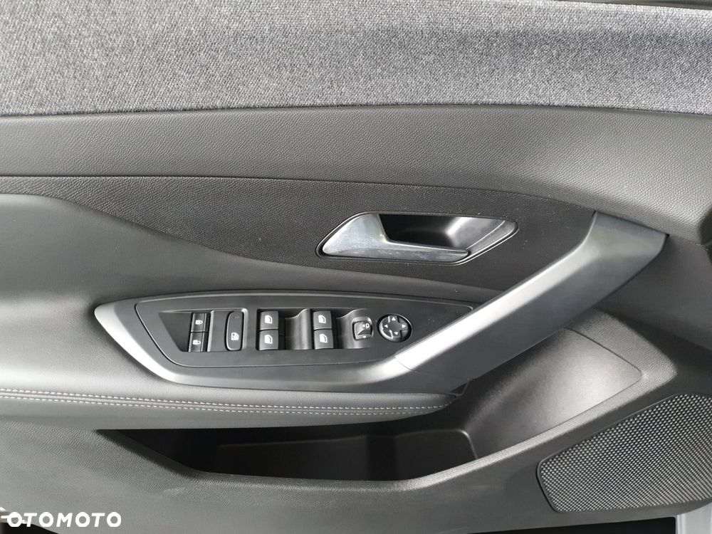 Peugeot 408 1.2 PureTech Allure Pack S&S EAT8 - 10