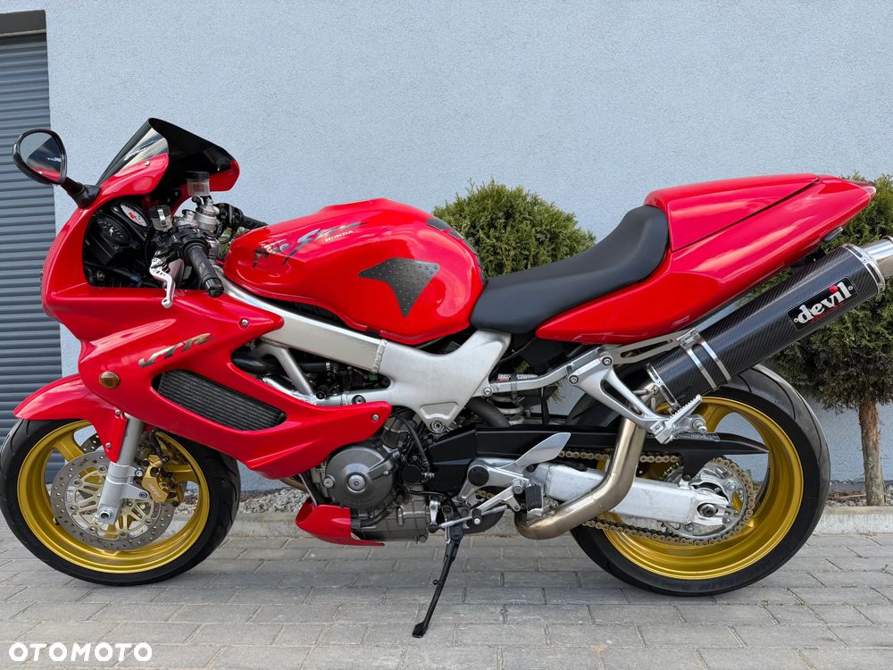 Honda VTR - 35