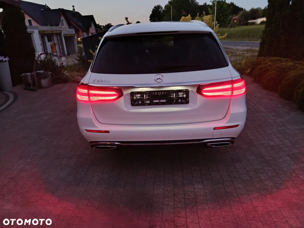 Mercedes-Benz Klasa E 220 d 9G-TRONIC - 37