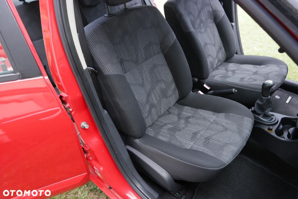 Dacia Sandero 1.6 Laureate - 25