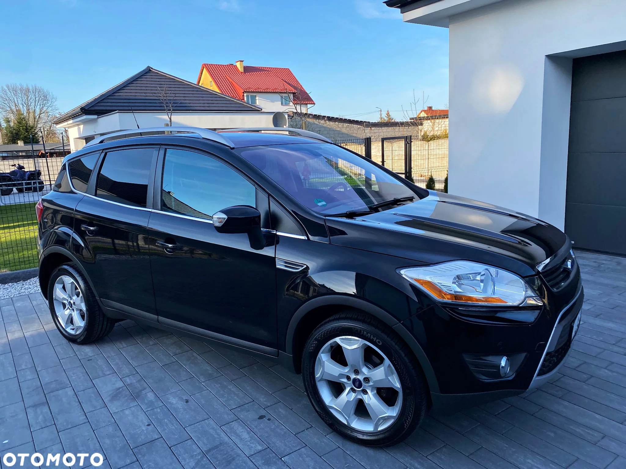 Ford Kuga 2.0 TDCi 2x4 Titanium - 8