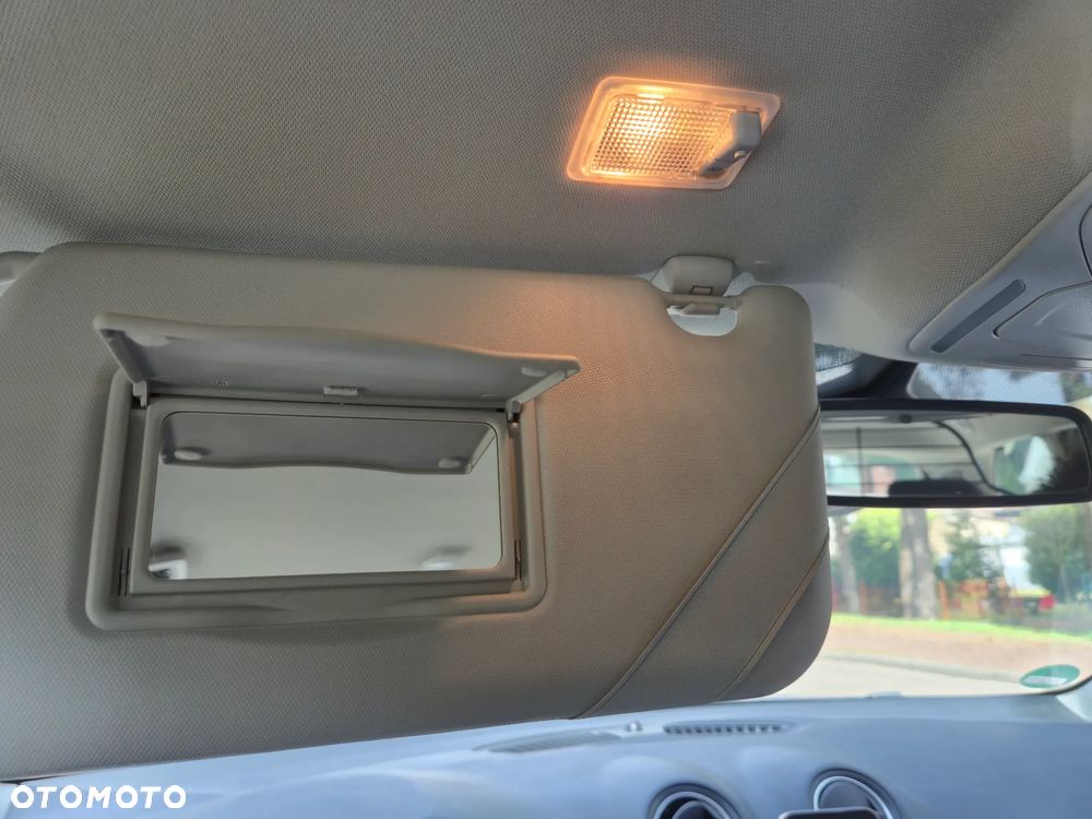 Ford Mondeo 2.0 TDCi Titanium - 30