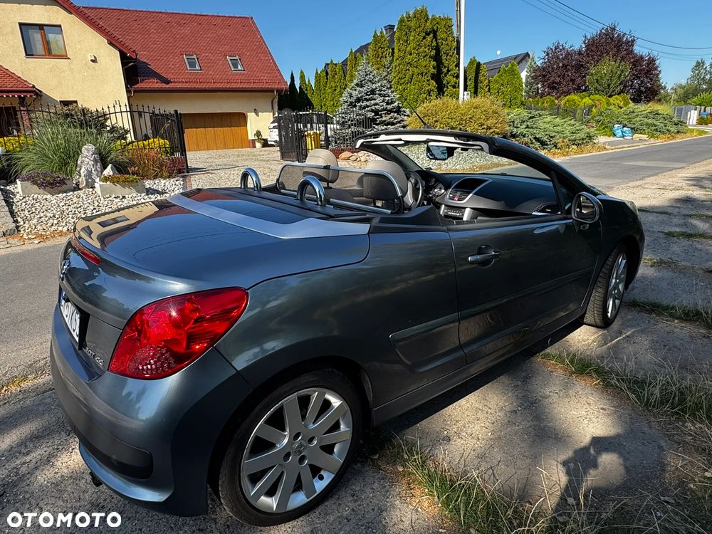 Peugeot 207 CC - 32