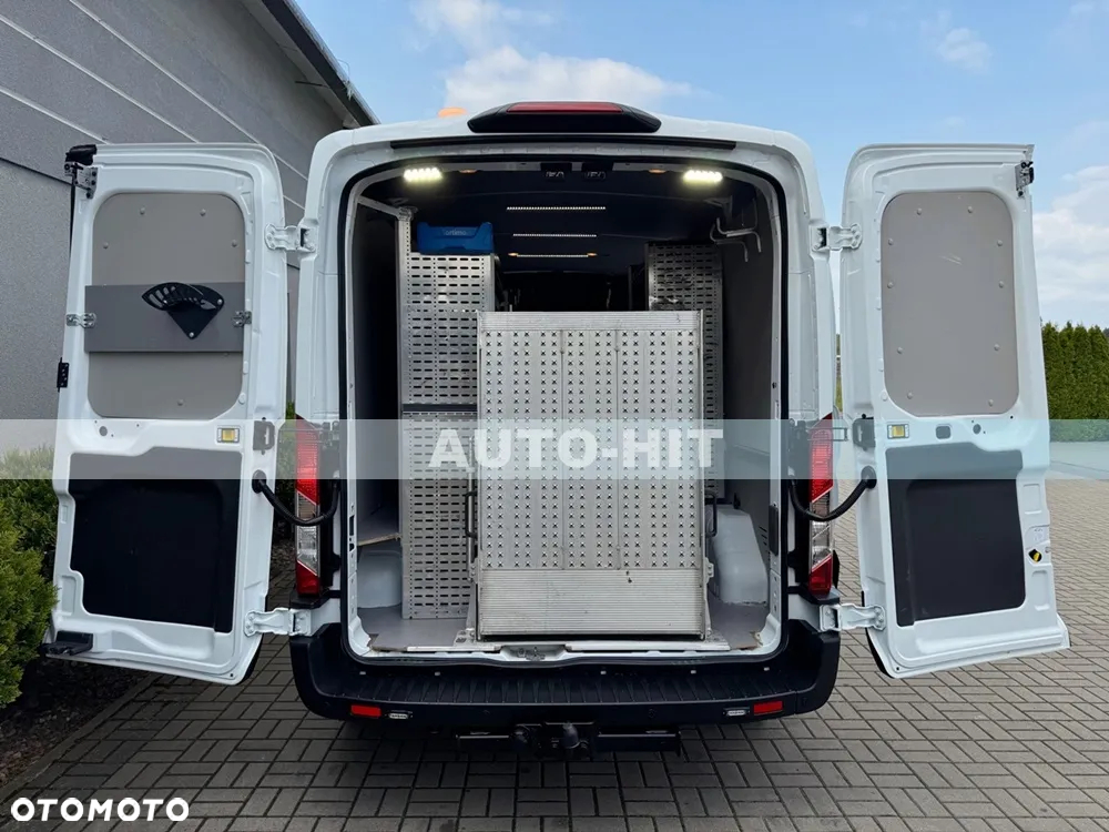 Ford Transit - 12