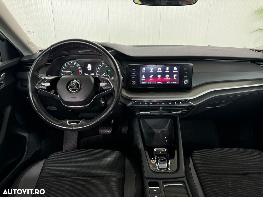 Skoda Octavia 2.0 TDI DSG Ambition - 10