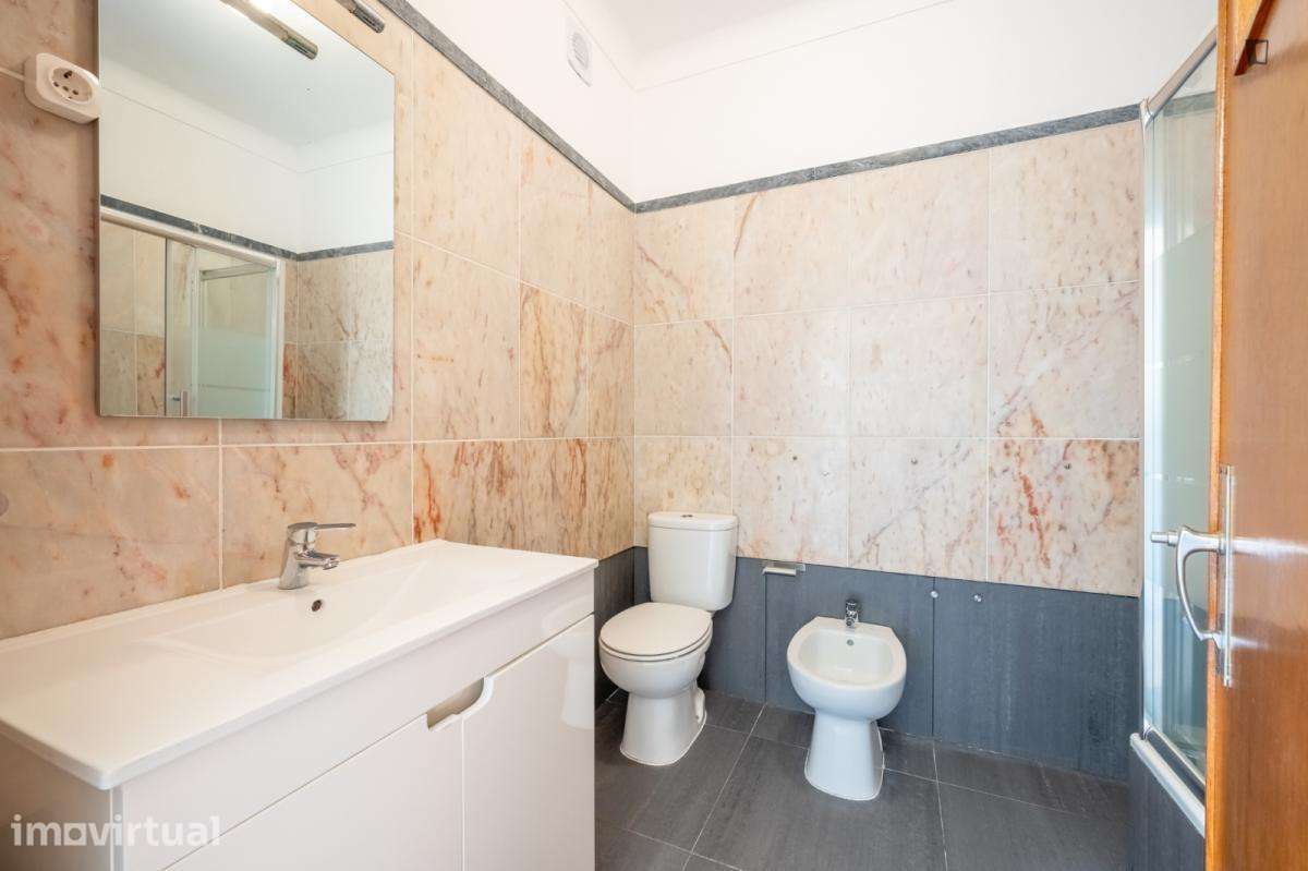 Quarto - localizado em Saldanha Lisbon - Grande imagem: 2/23