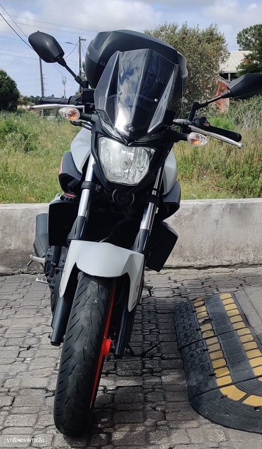 Yamaha MT-03 - 6