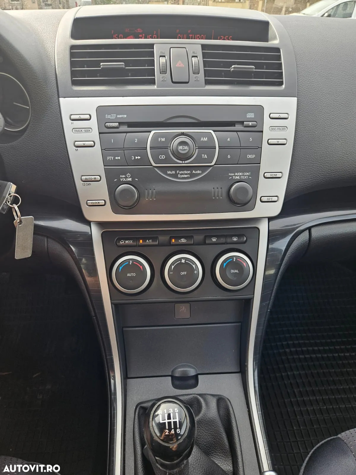 Mazda 6 Sport 2.2 CD DPF Comfort - 10