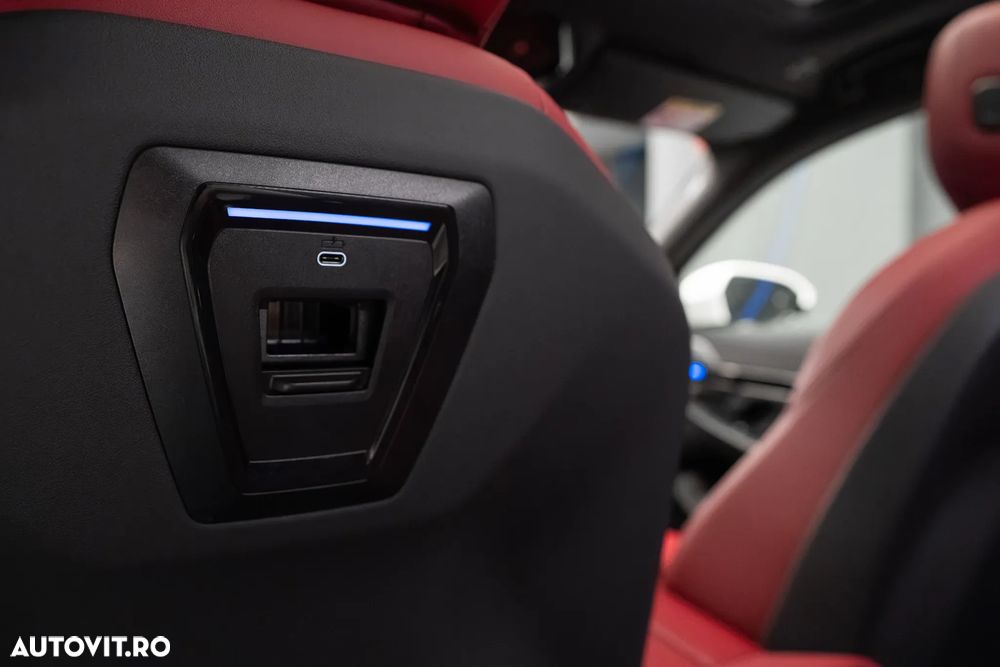 BMW Seria 5 520i AT MHEV - 30