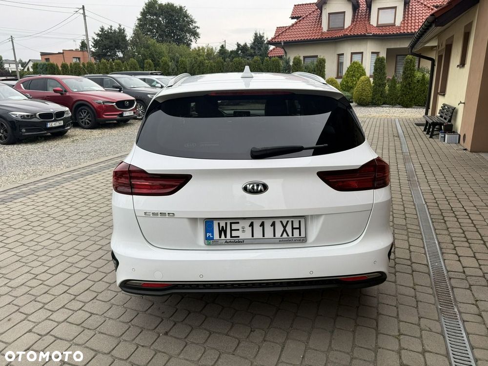 Kia Ceed 1.4 T-GDI L Business Line Plus DCT - 8