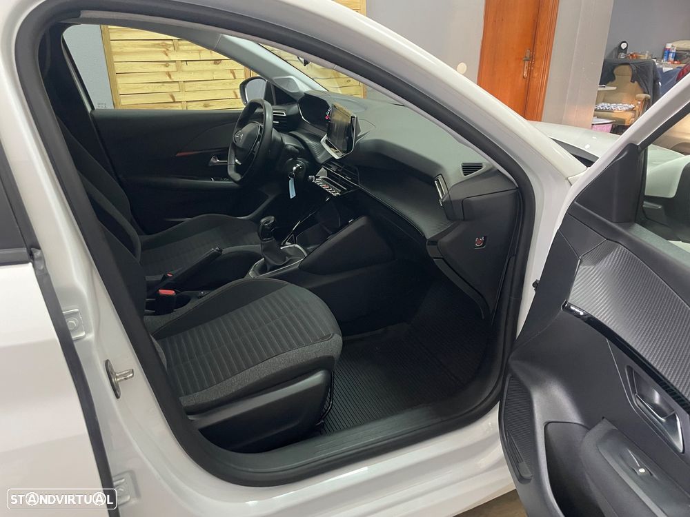 Peugeot 208 1.2 PureTech Active - 15