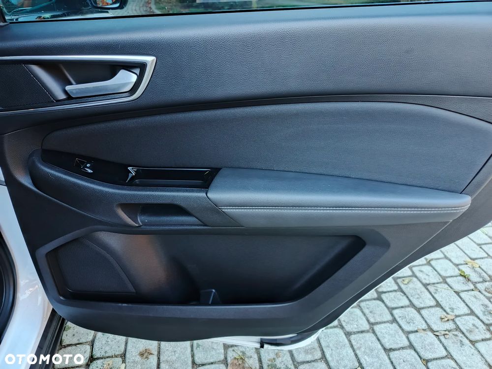 Ford S-Max 2.0 TDCi Titanium PowerShift - 33