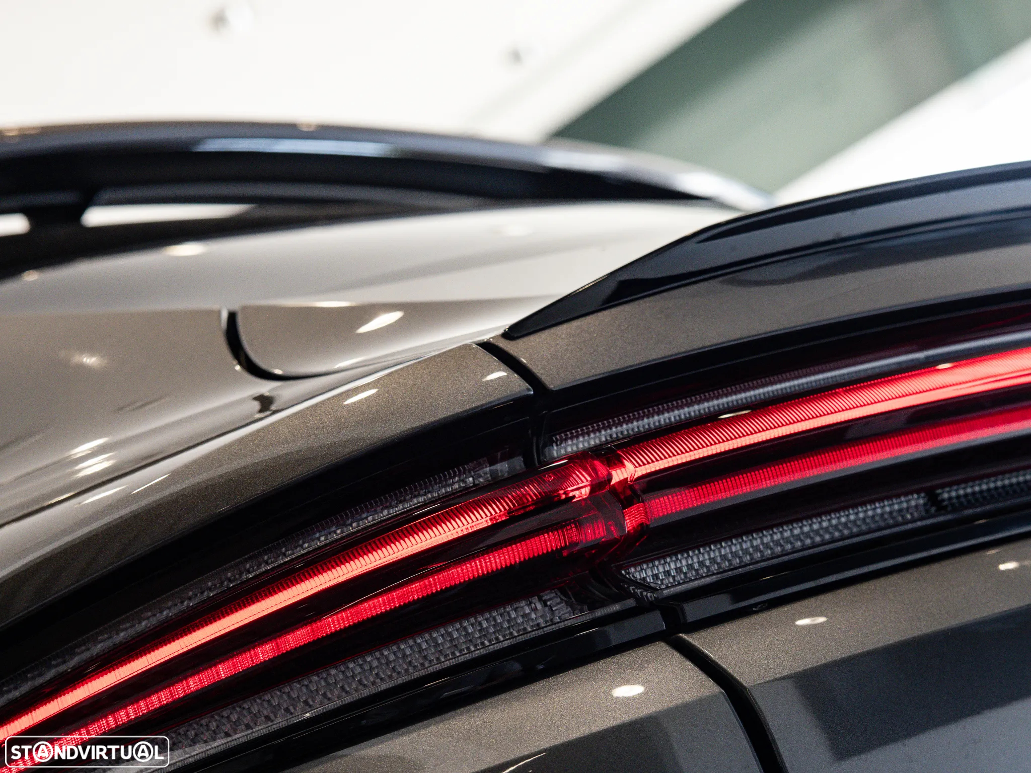 Porsche Cayenne Coupé E-Hybrid - 16