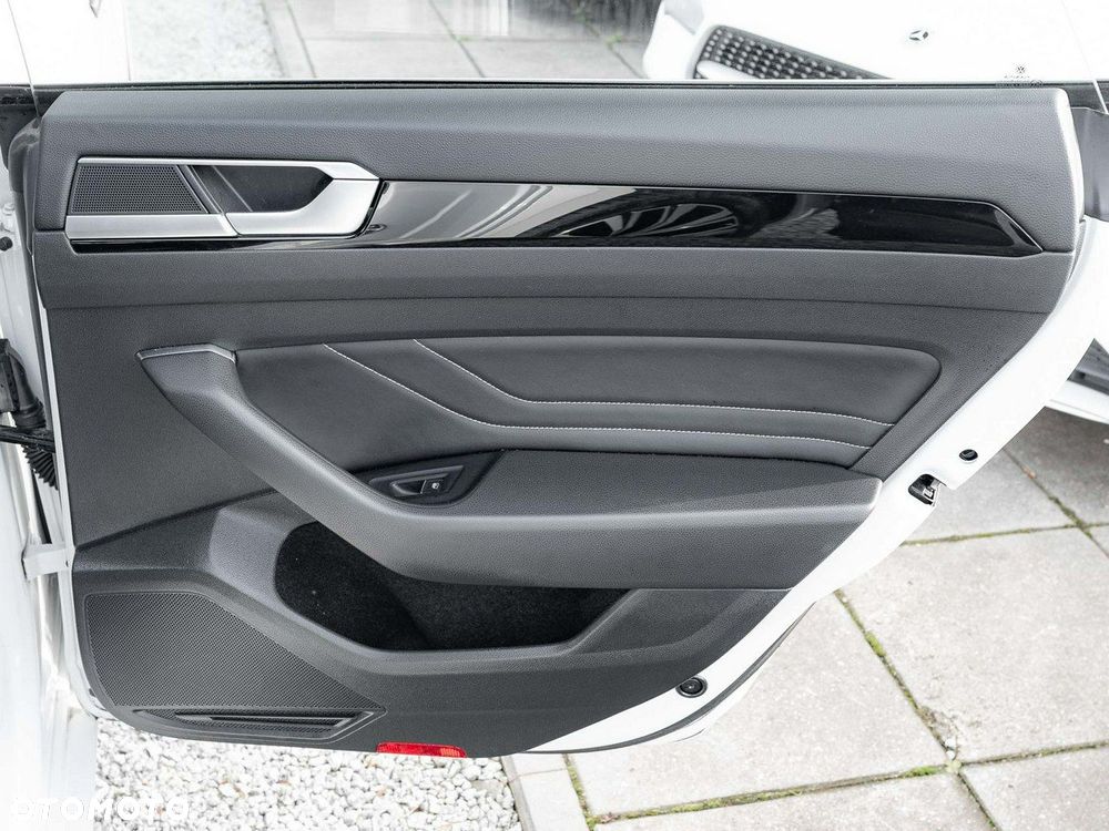 Volkswagen Arteon 2.0 TDI Elegance DSG - 27