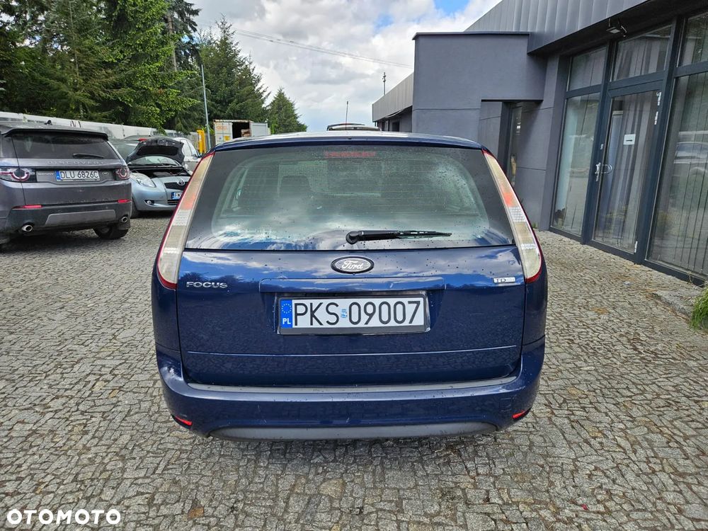 Ford Focus - 8