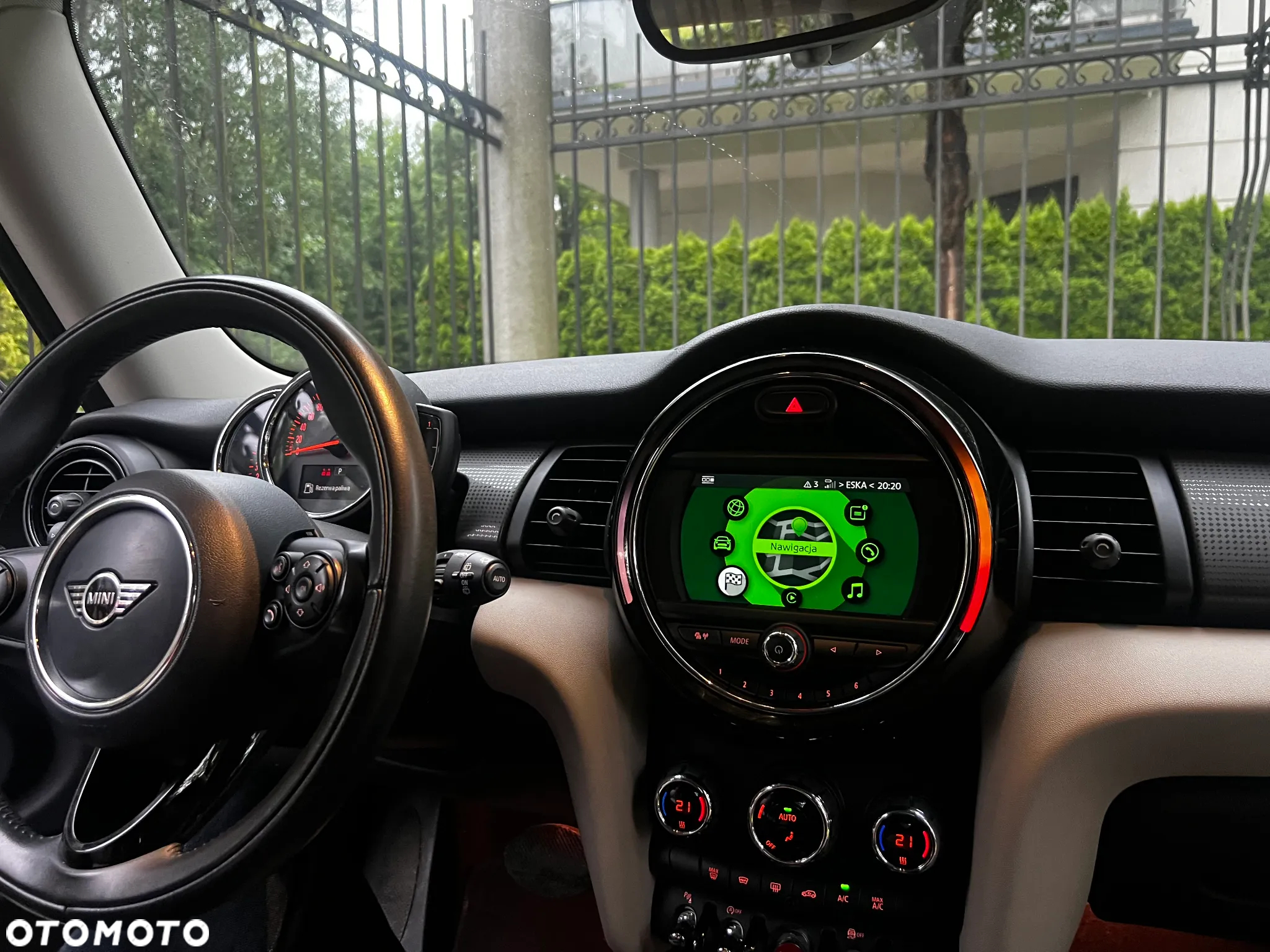 MINI Cooper Standard - 8