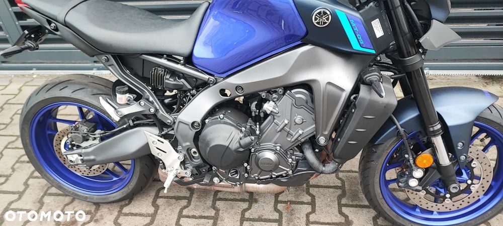 Yamaha MT - 24