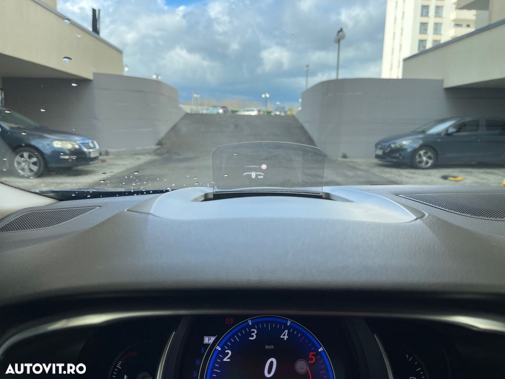 Renault Megane ENERGY dCi 165 EDC GT - 17