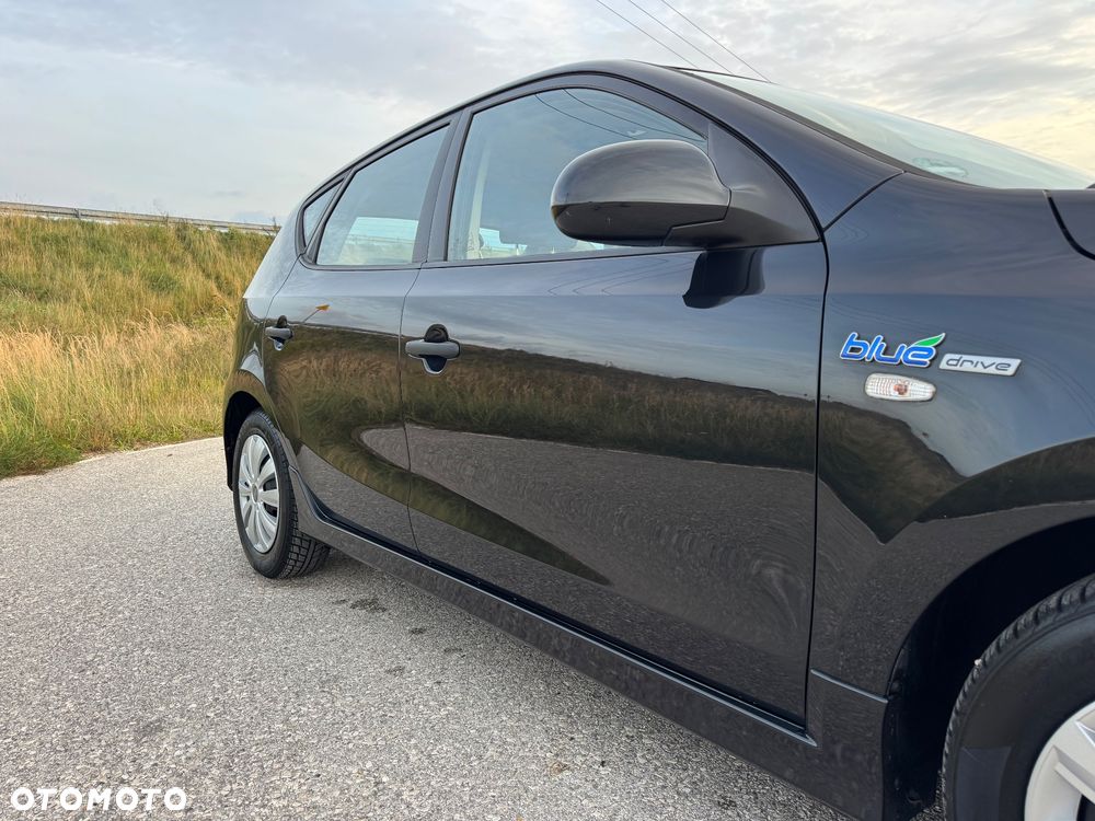 Hyundai i30 1.4 Blue Comfort - 11