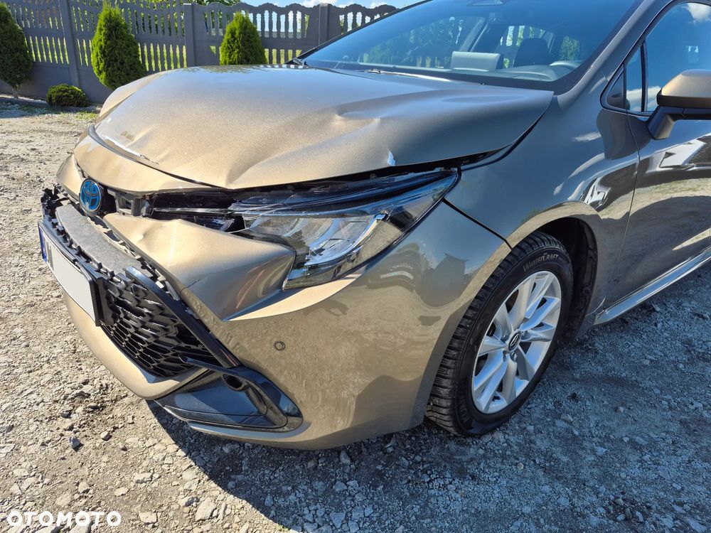 Toyota Corolla 1.8 Hybrid Comfort - 23