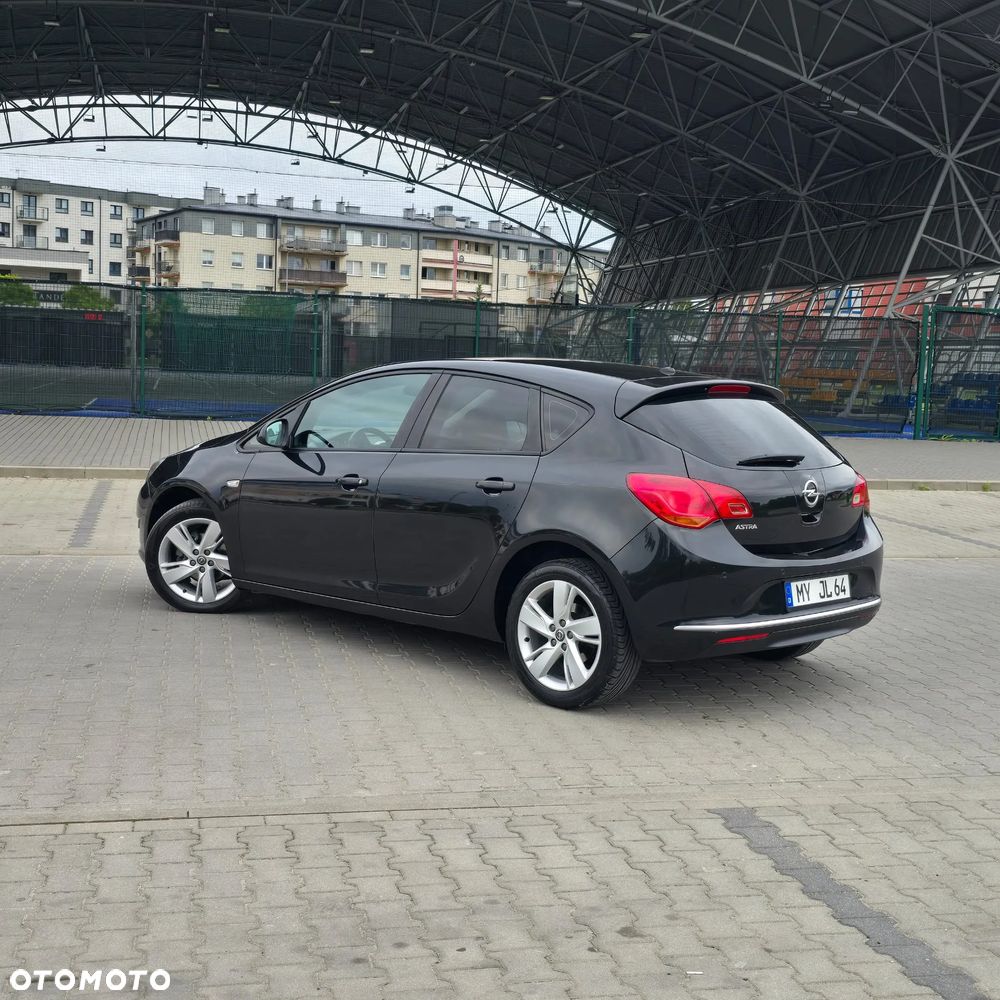 Opel Astra 1.4 Selection - 14