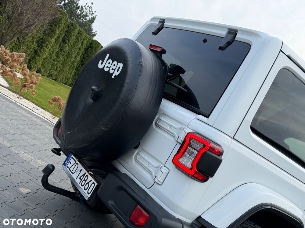 Jeep Wrangler Unlimited GME 2.0 Turbo Sahara - 28