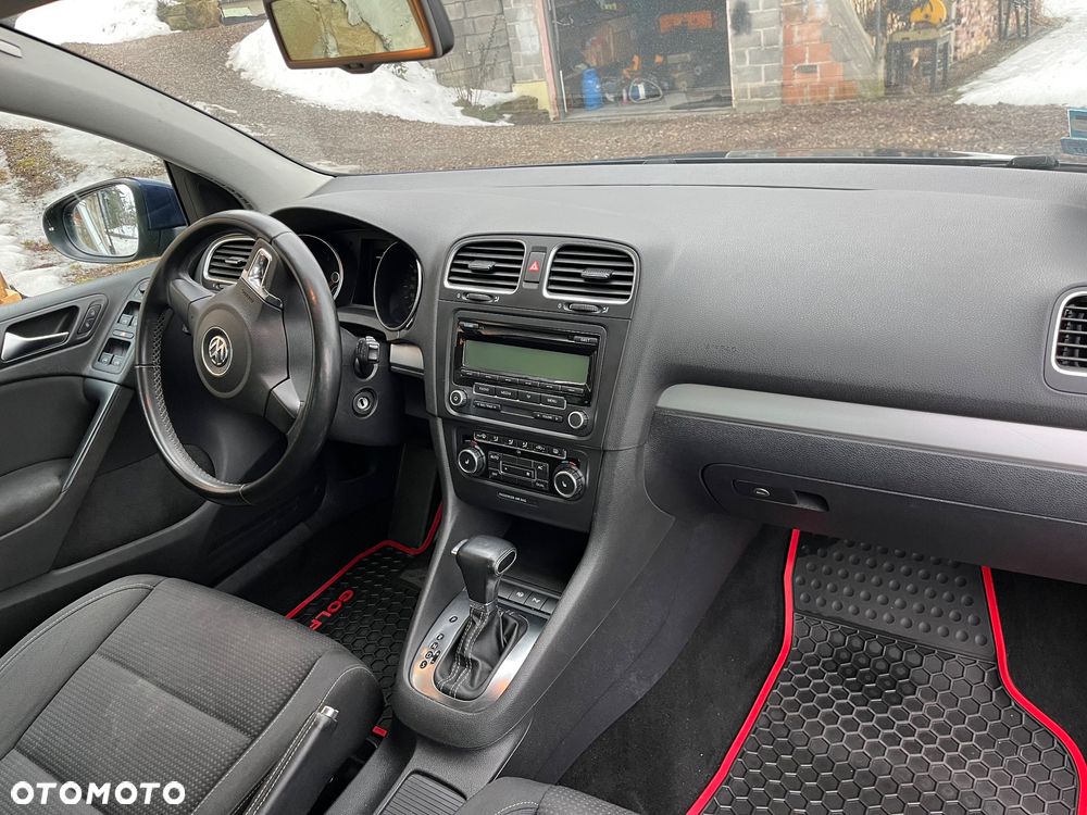 Volkswagen Golf 1.6 TDI Highline Optimum DSG - 12