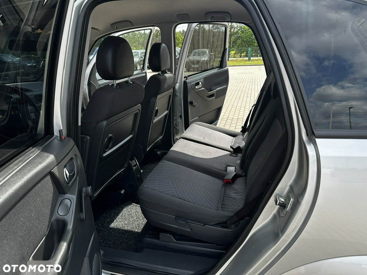 Opel Meriva 1.6 Enjoy - 12