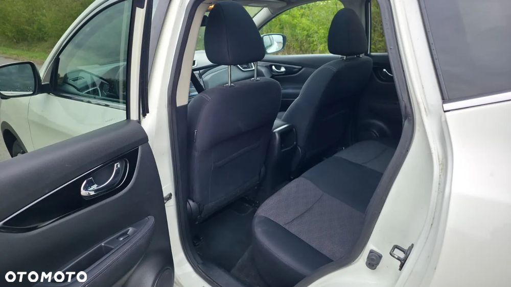 Nissan Qashqai 1.5 dCi Visia EU6 - 14