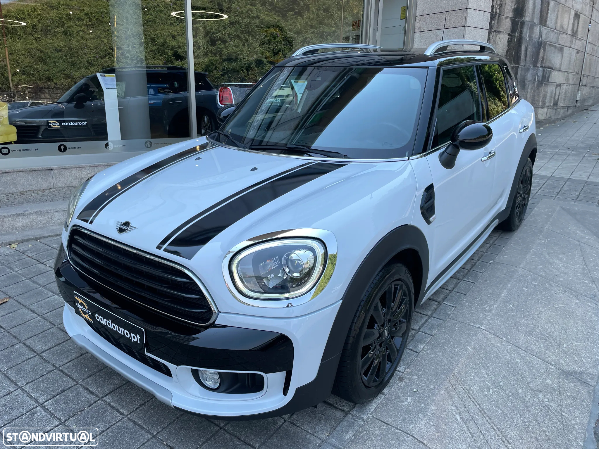 MINI Countryman One D Auto - 3
