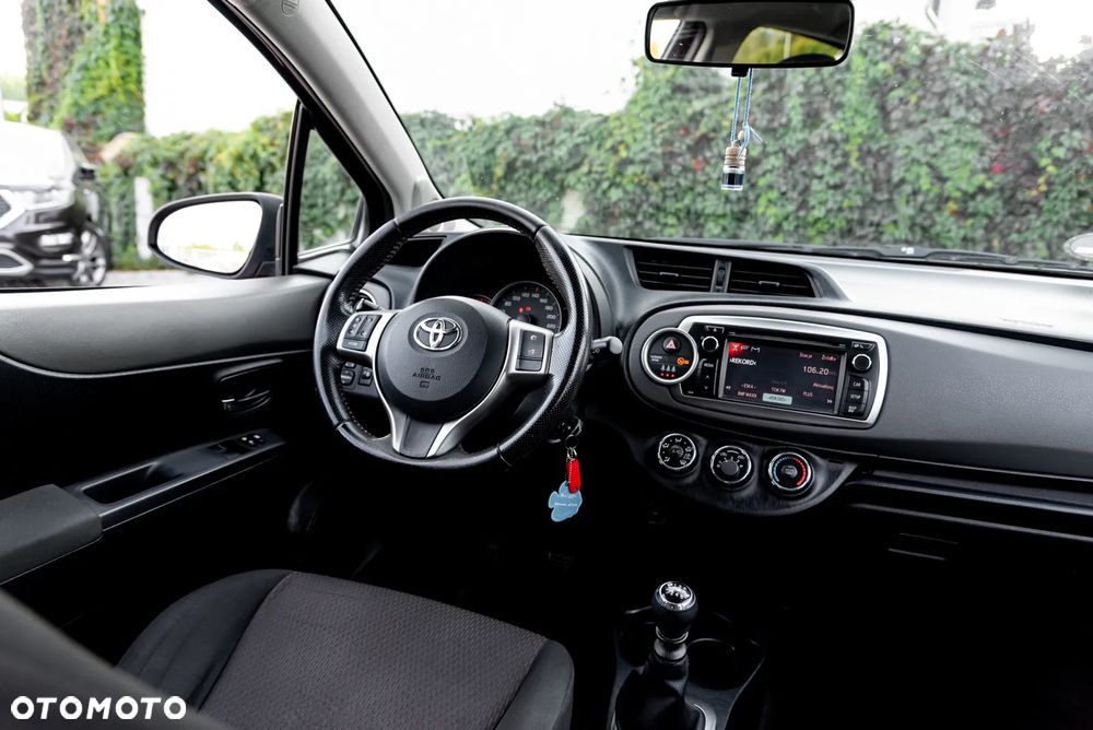 Toyota Yaris - 26