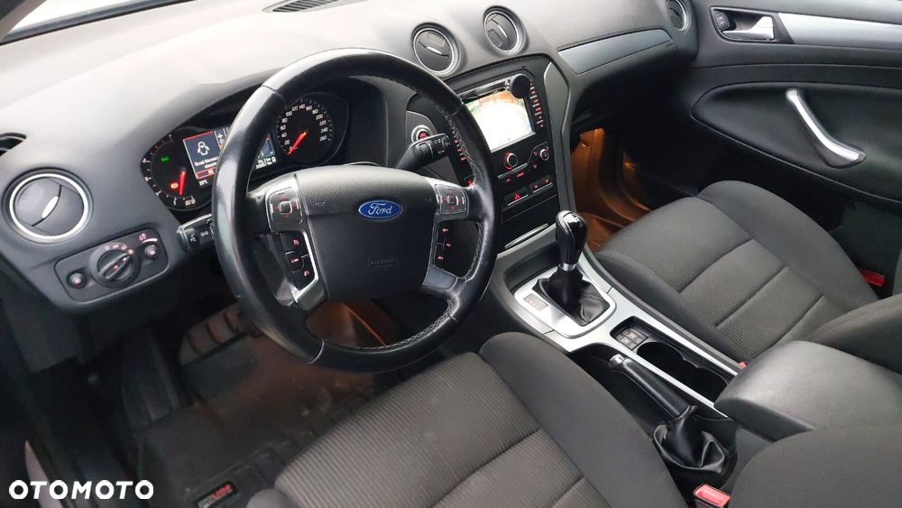 Ford Mondeo 2.0 TDCi Titanium - 15