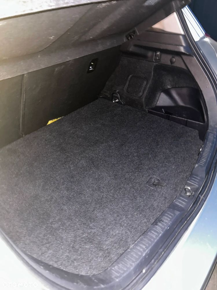 Toyota Auris - 18
