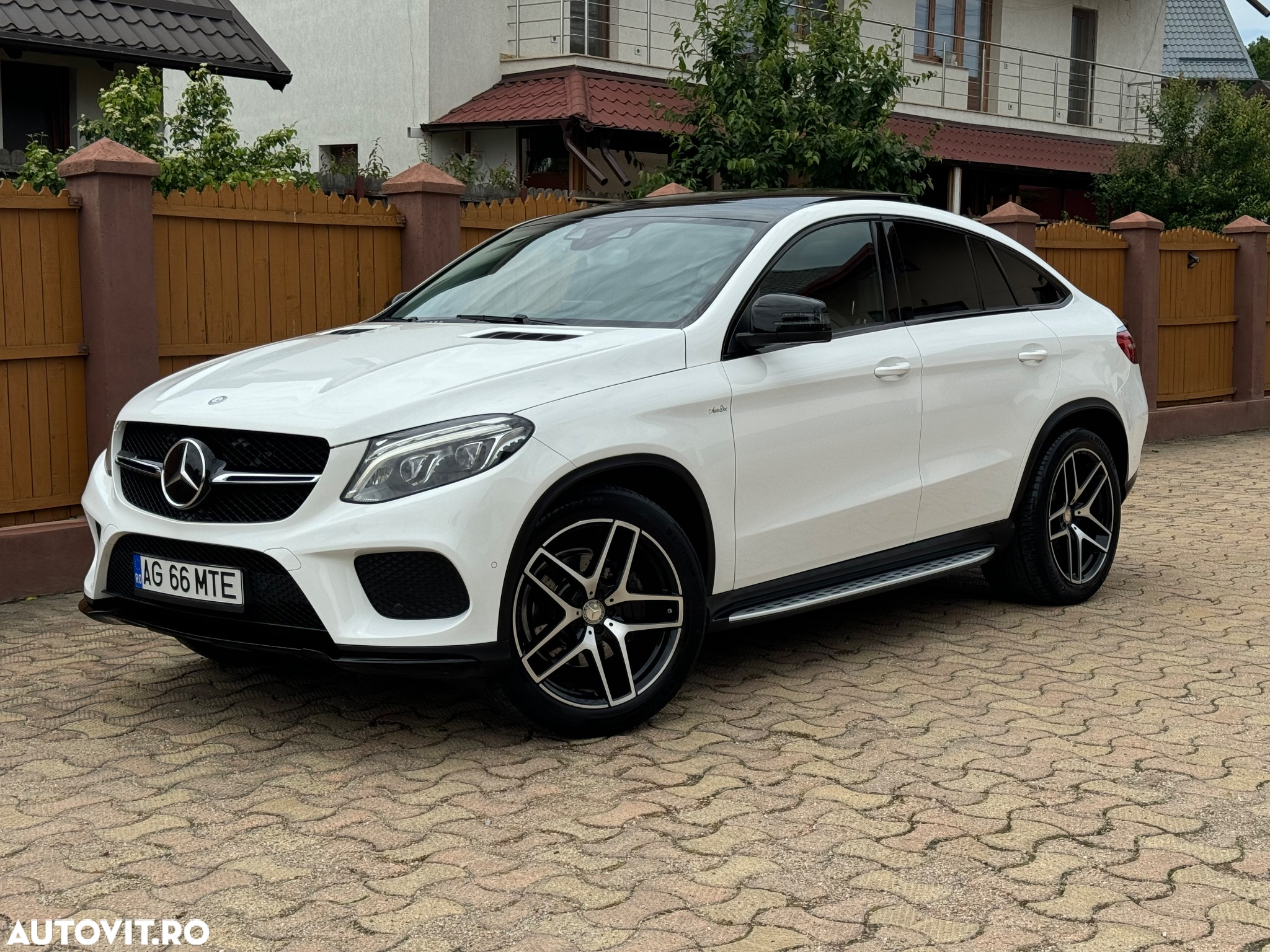 Mercedes-Benz GLE Coupe 350 d 4Matic 9G-TRONIC AMG Line - 2